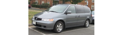 Honda Odyssey con rails tradizionali aperti